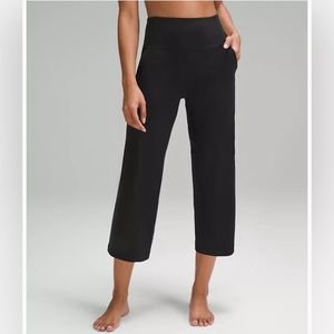 Like New - Lululemon Align High-Rise Wide Leg Cropped Pant 23” - size 4